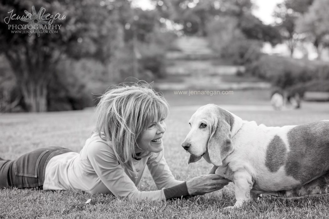 black and white photo of basset hound during senior dog photo session with mom in frisco texas